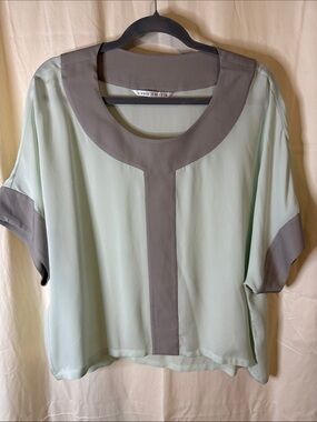 Annie Griffin Mint Silk Top with Gray Trim